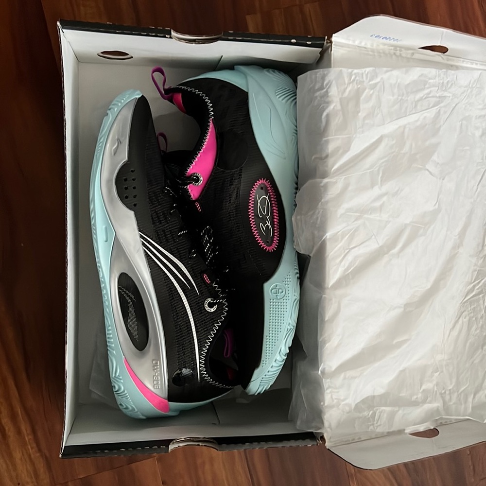 Li Ning Way of Wade 808